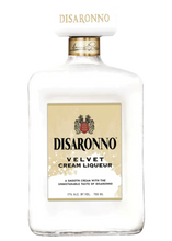 Load image into Gallery viewer, DISARONNO AMARETTO VELVET WITH 2 GLASSES GIFT SET